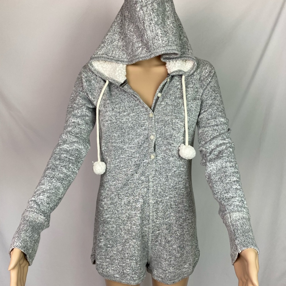 Abercrombie gray sleep romper
